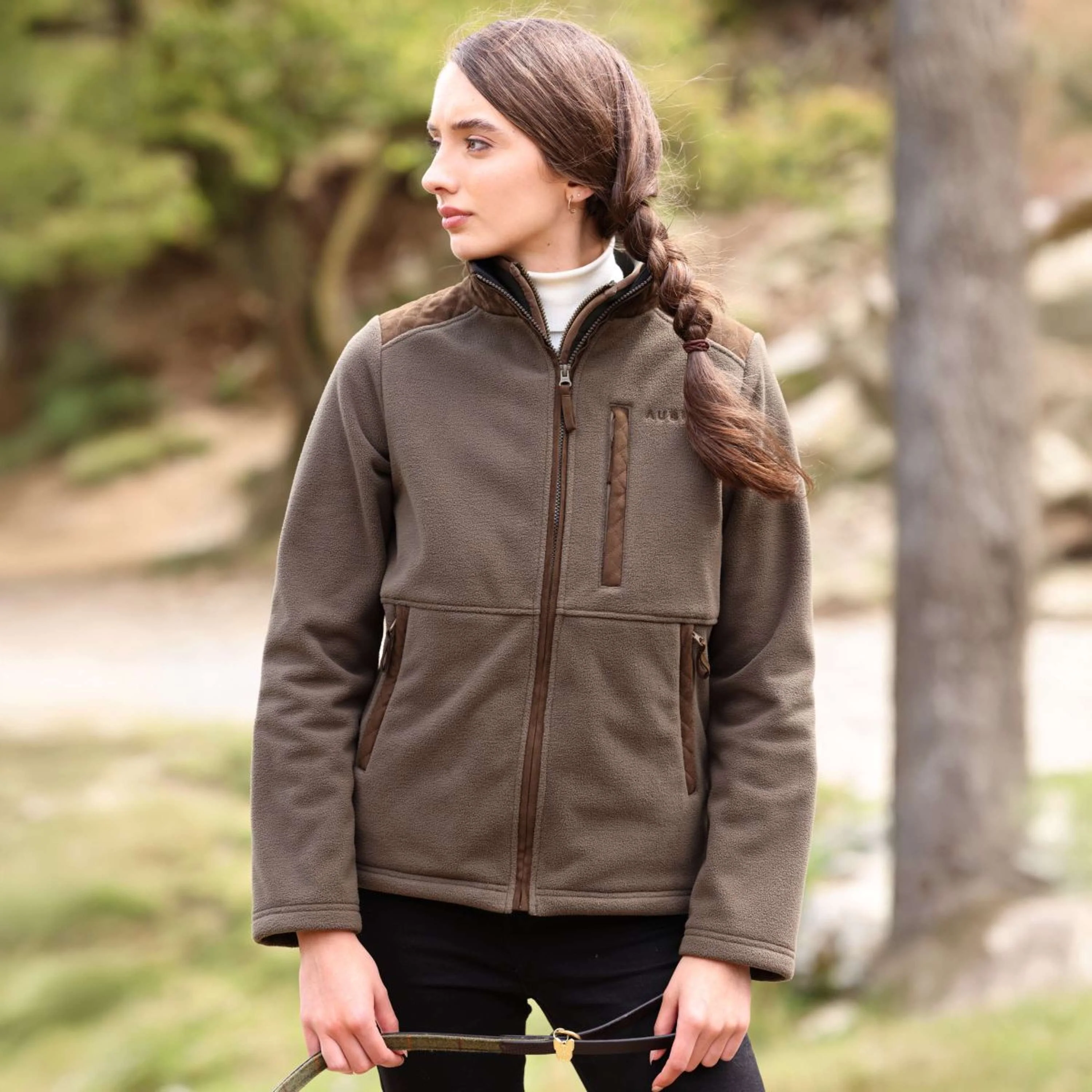 Aubrion by Shires Felpa con cappuccio e zip Heritage Fleece Oliva scura - Image 30