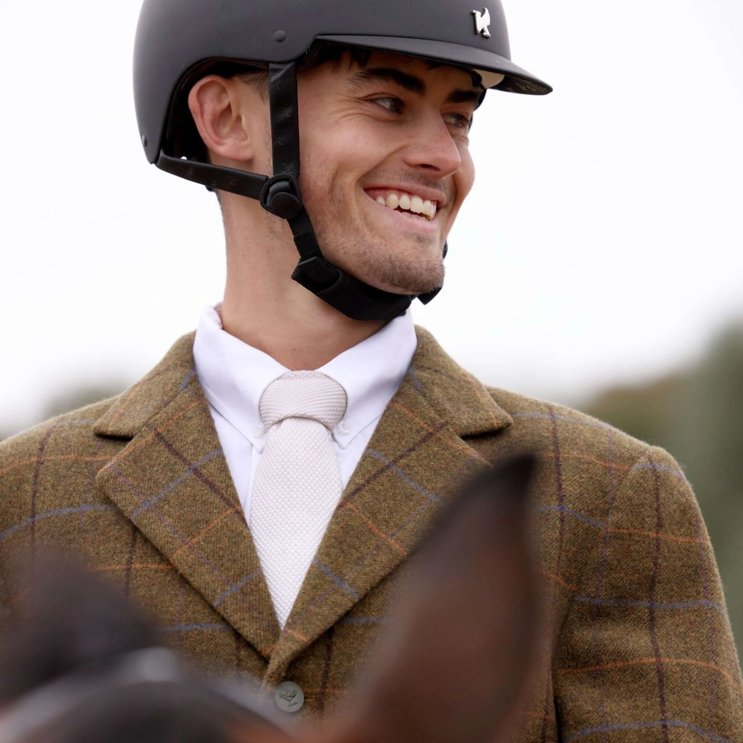 Aubrion by Shires Giacca da Competizione Saratoga Uomini Rovere Marrone Check - Image 8