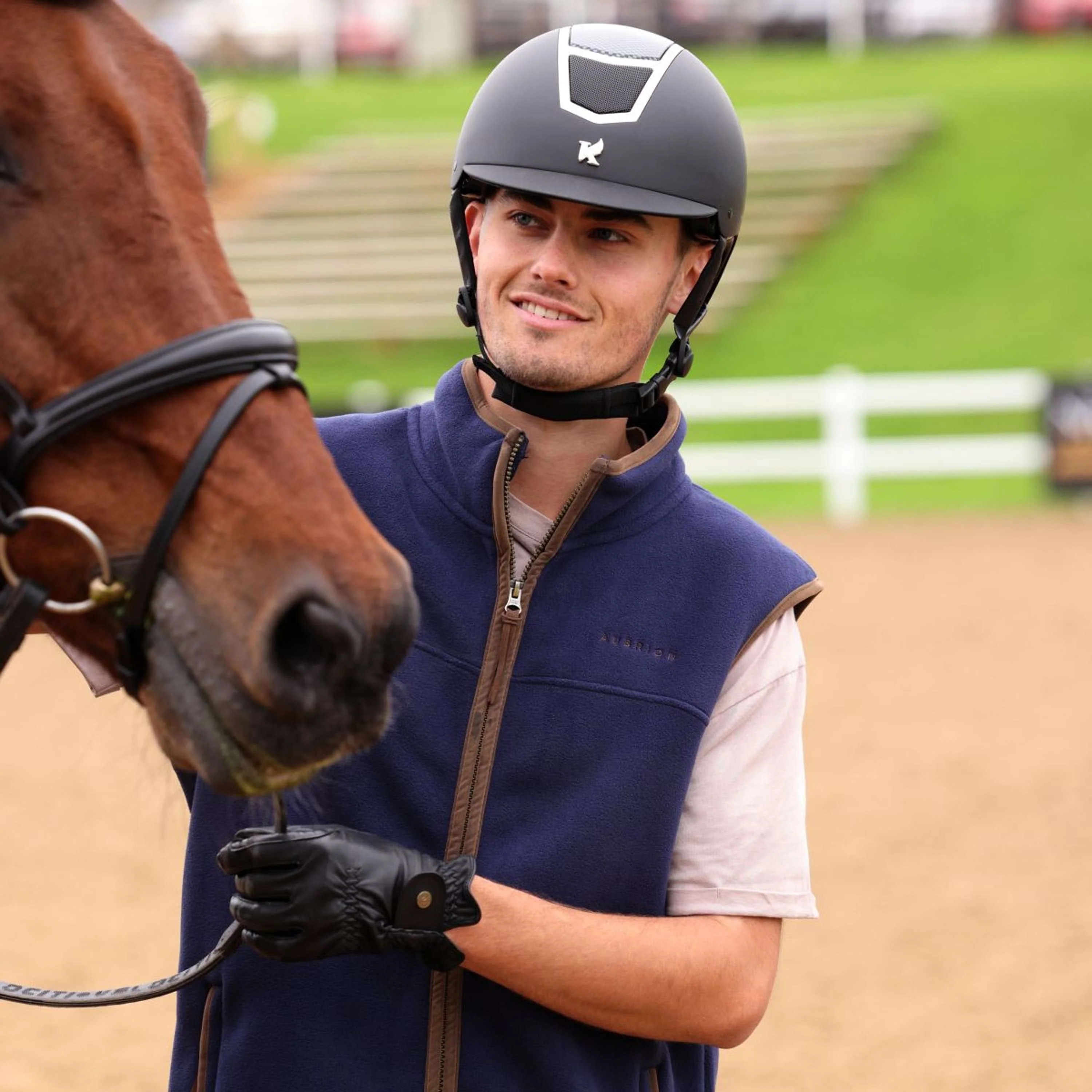 Aubrion by Shires Gilet Original Fleece Uomini Navy - Image 11