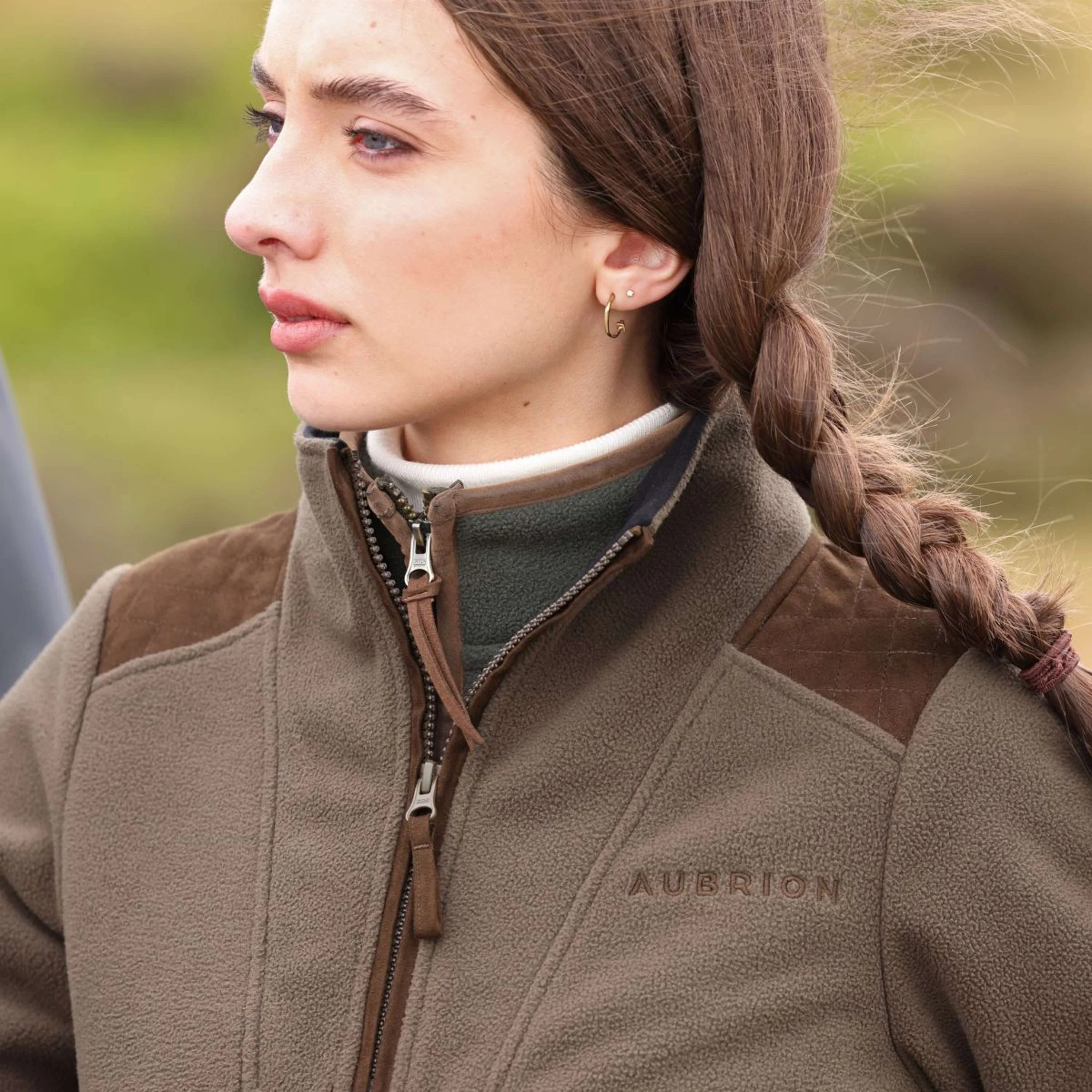 Aubrion by Shires Maglione Heritage Fleece Oliva scura - Image 22