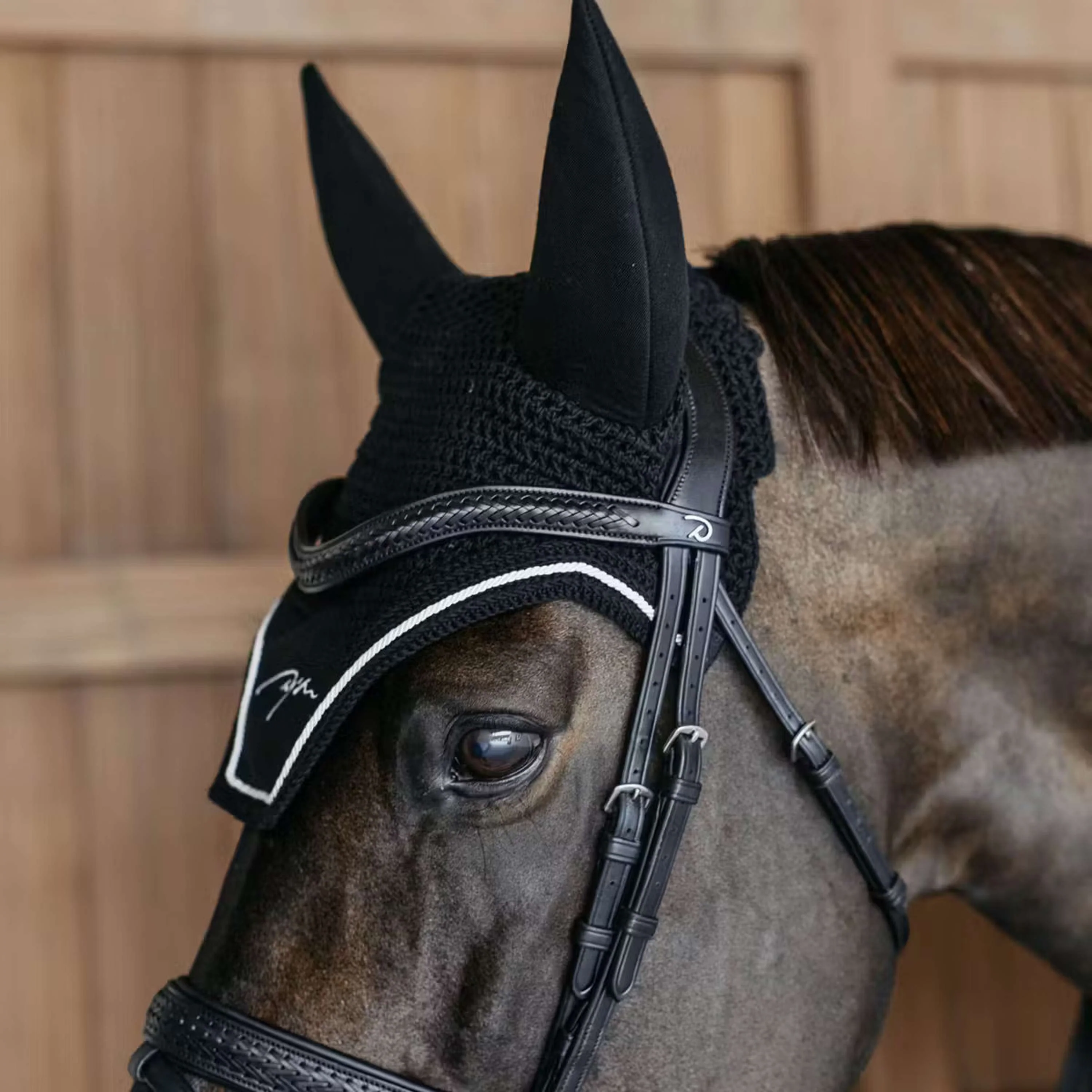 Dyon Frontalino Laced V-Shaped Nero - Image 2