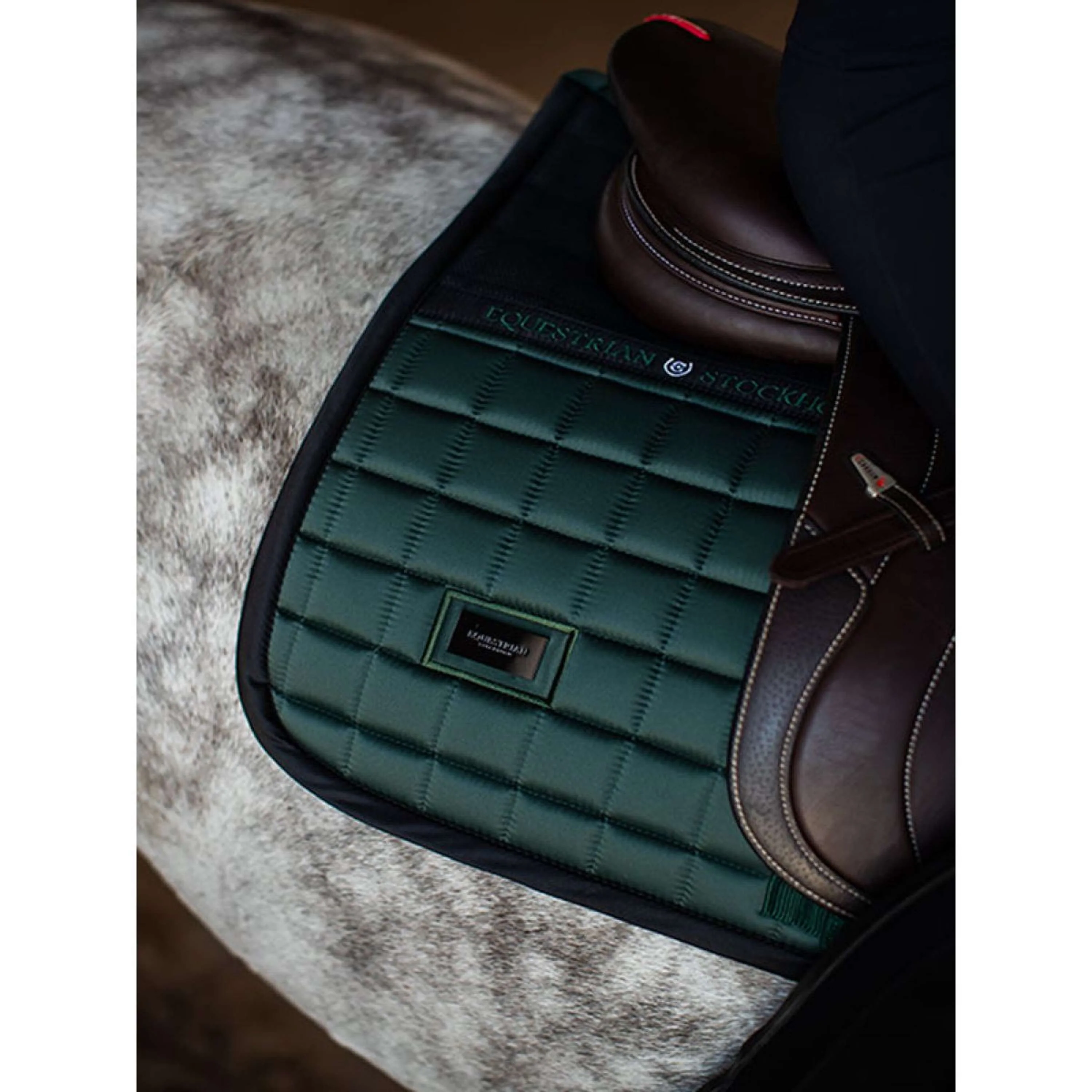 Equestrian Stockholm Sottosella Sportive saltando Sycamore Green - Image 6