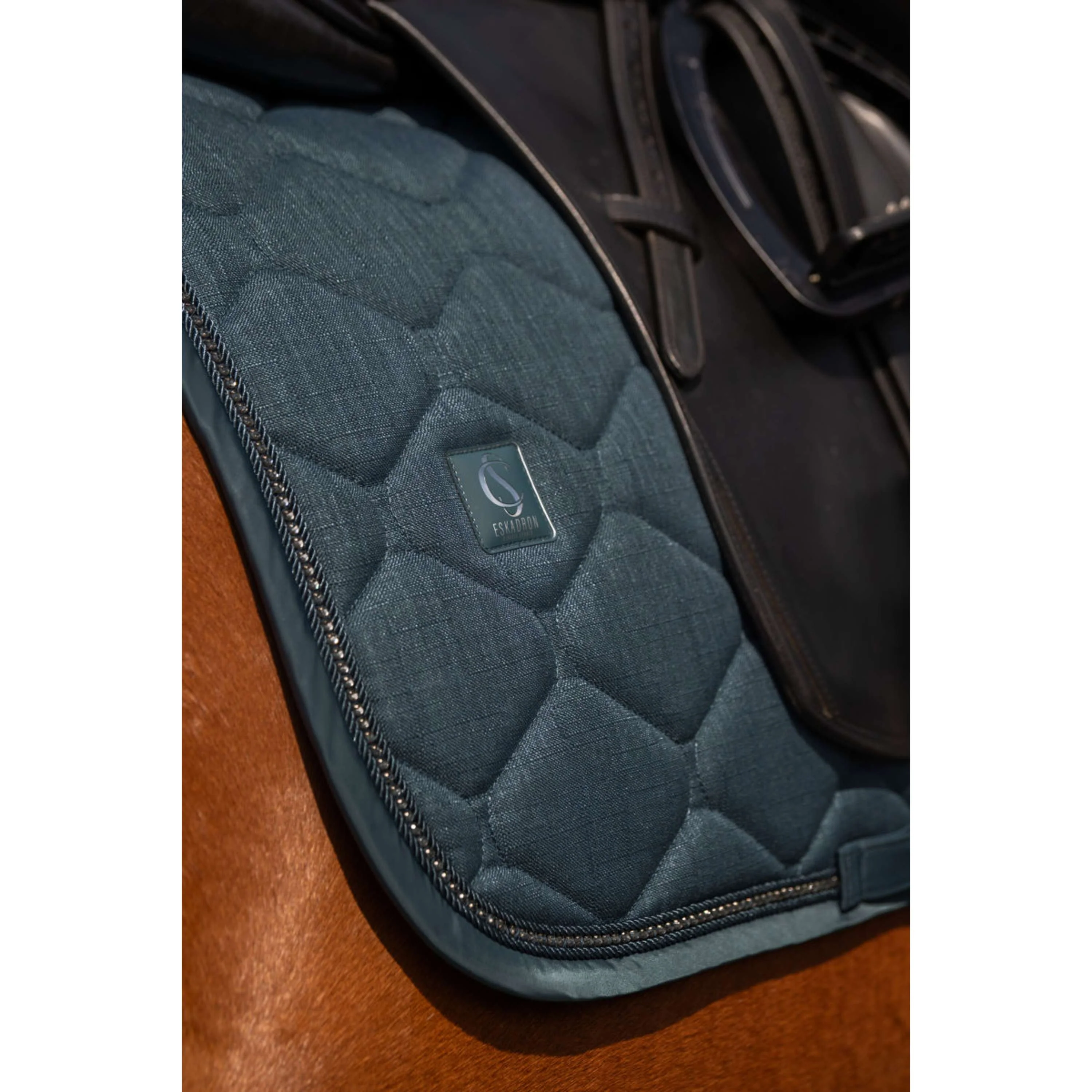 Eskadron Sottosella Classic Sports Bouclé Crustal Dressage Ocean - Image 3