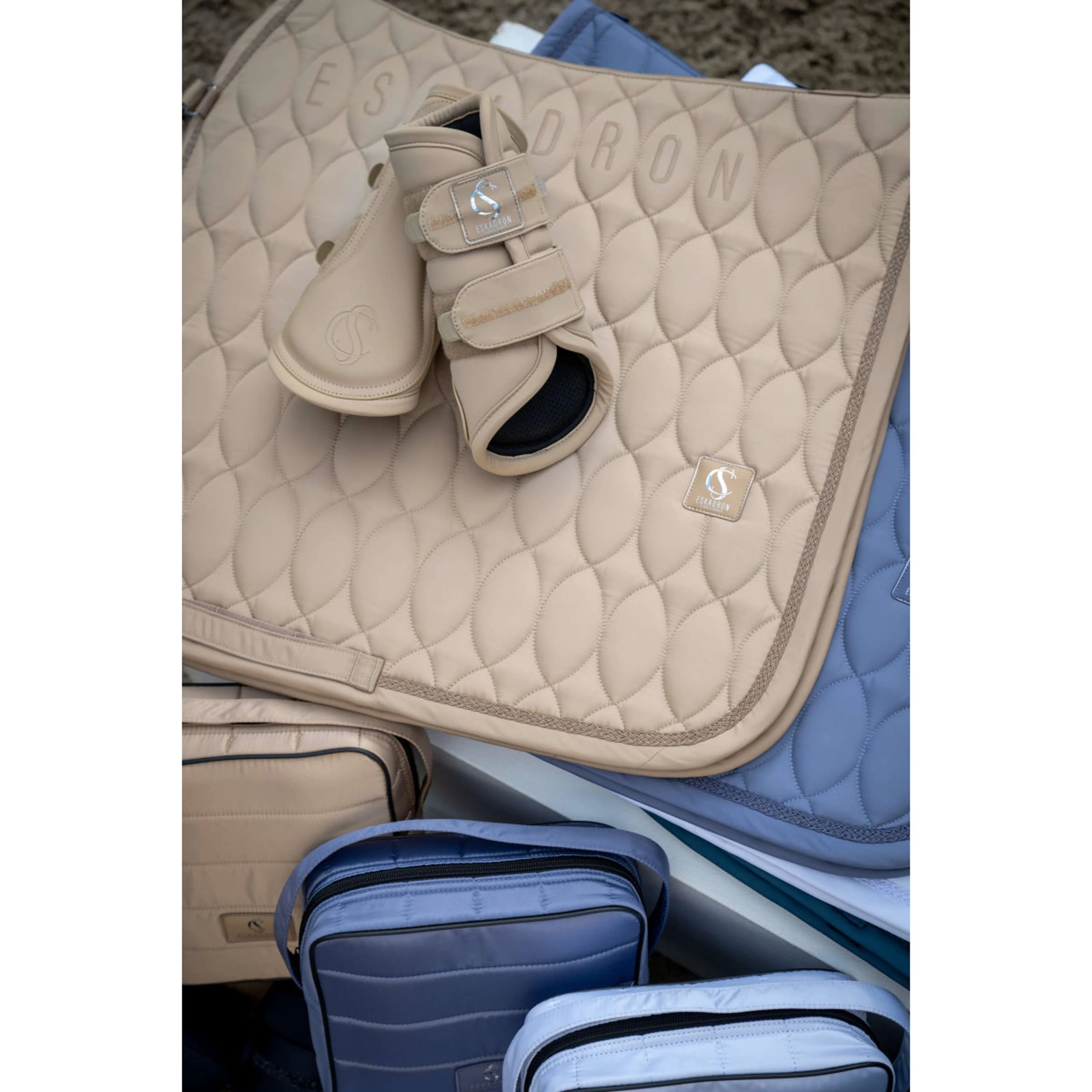 Eskadron Sottosella Classic Sports Softshell Jewel Dressage Sierra - Image 2