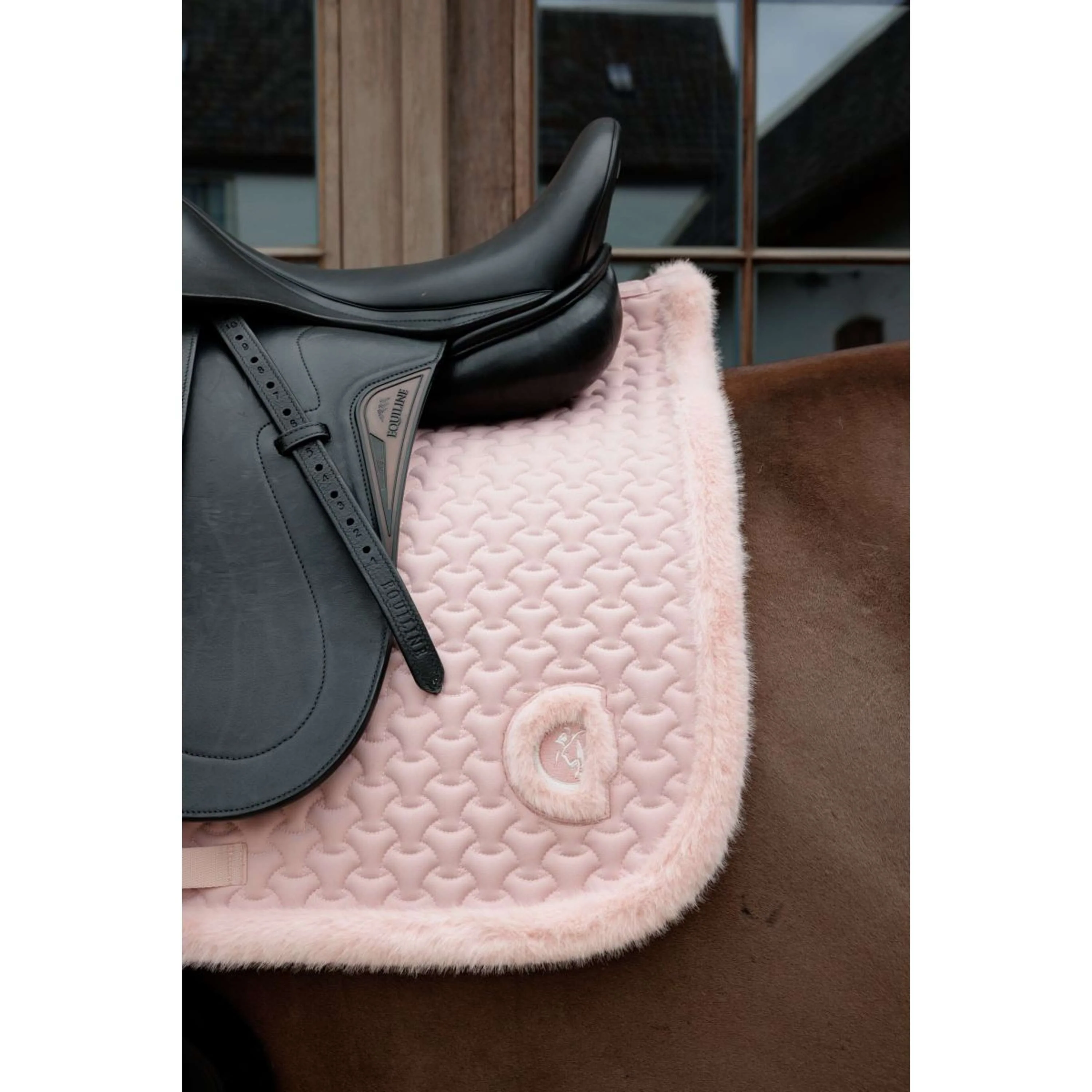 Kentucky Horsewear Sottosella Fake Fur Onion Quilt Dressage Rosa antico - Image 3