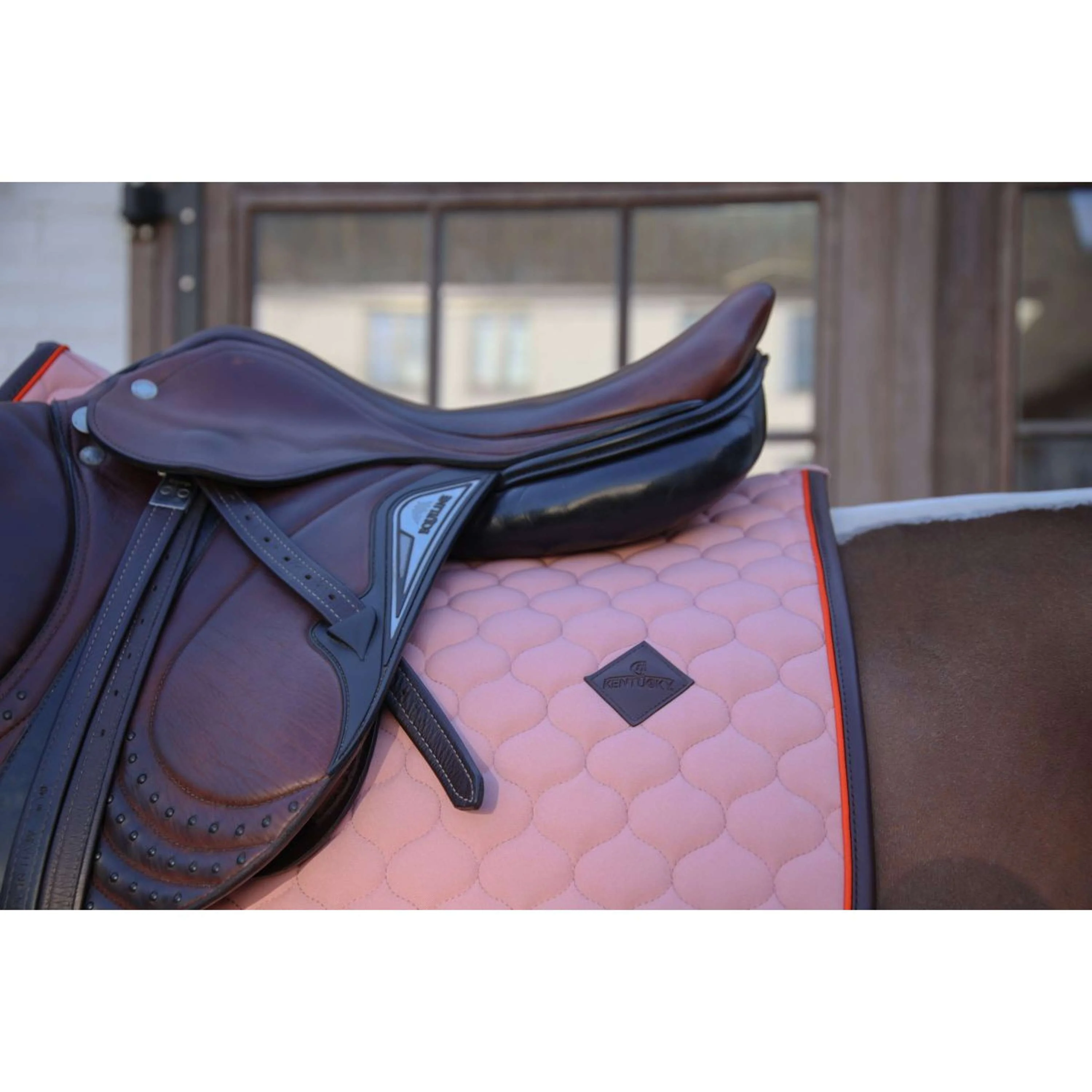 Kentucky Horsewear Sottosella Onion Quilt Leather Neon saltando Rosa antico - Image 3