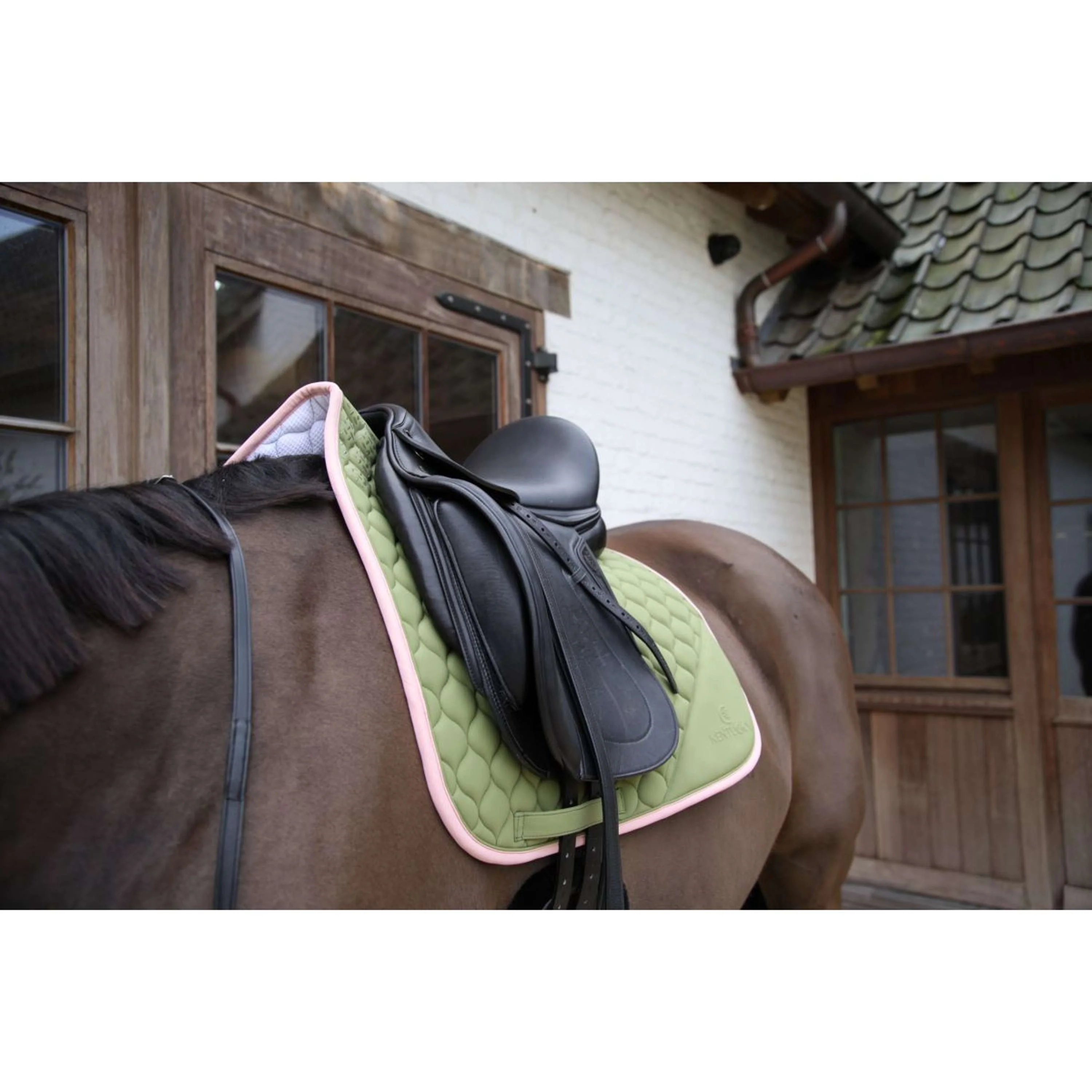 Kentucky Horsewear Sottosella Softshell Onion Quilt Dressage Cachi/Rosa antico - Image 3