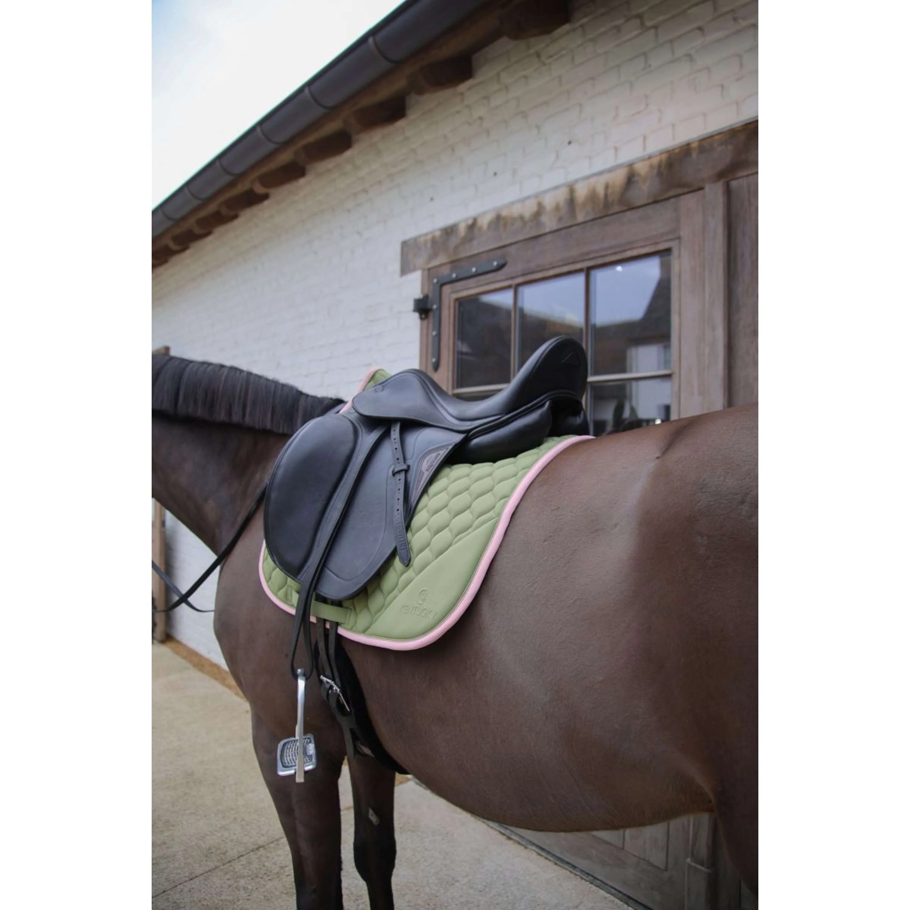 Kentucky Horsewear Sottosella Softshell Onion Quilt Dressage Cachi/Rosa antico - Image 5