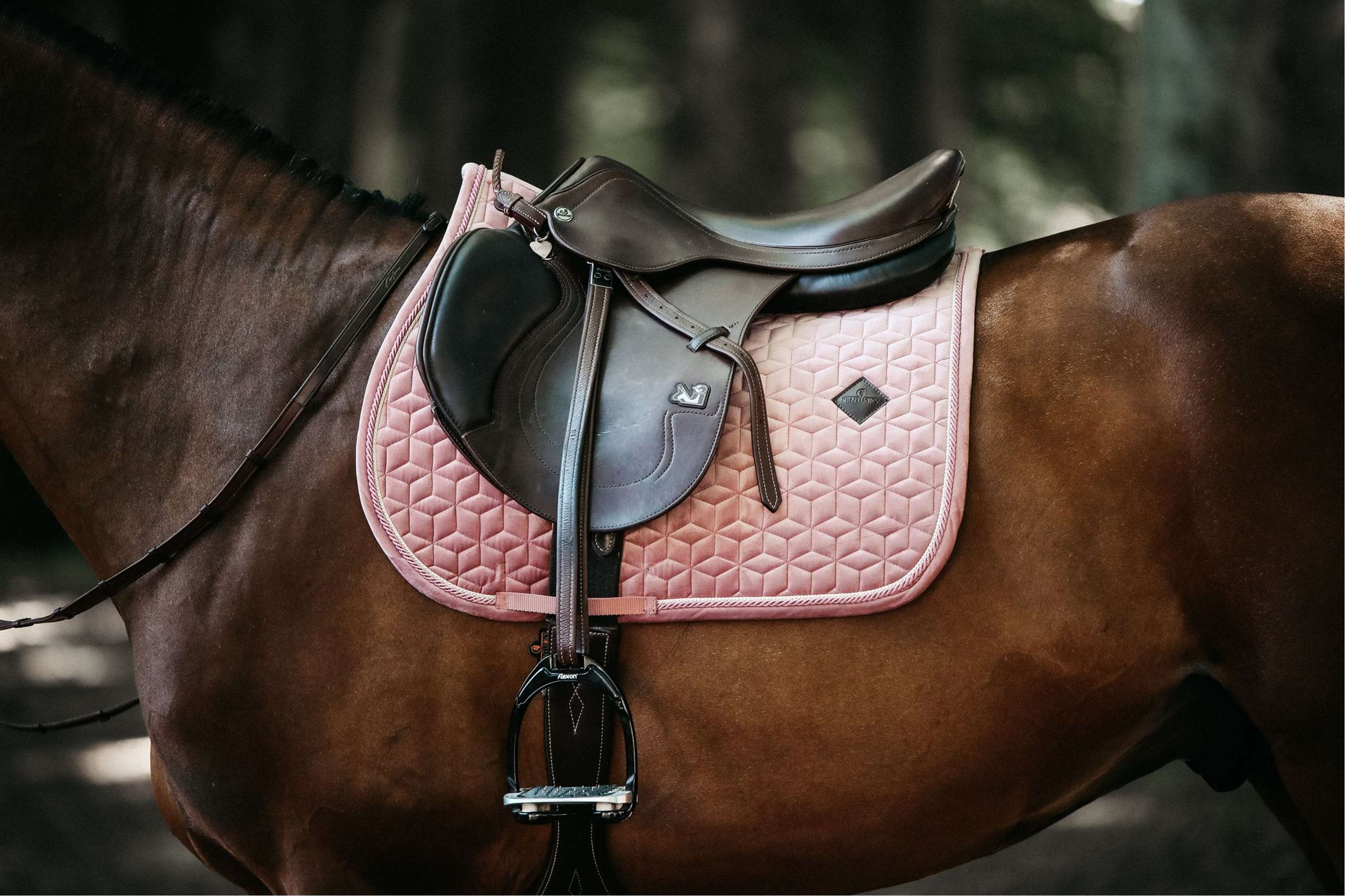Kentucky Horsewear Sottosella Velvet Saltando Rosa antico - Image 2