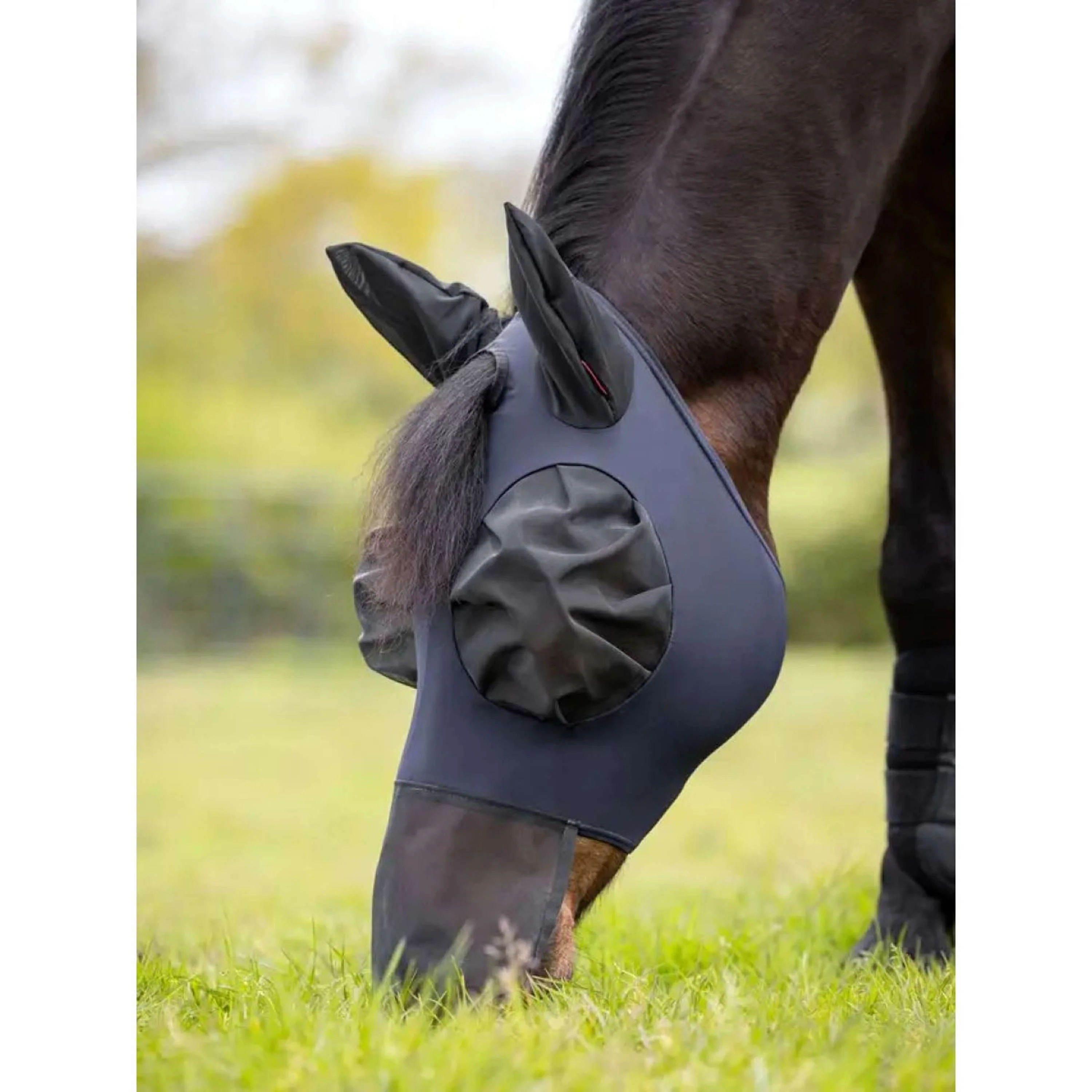 LeMieux Maschera per Mosche Bug Relief Con Rete per Naso Navy - Image 3