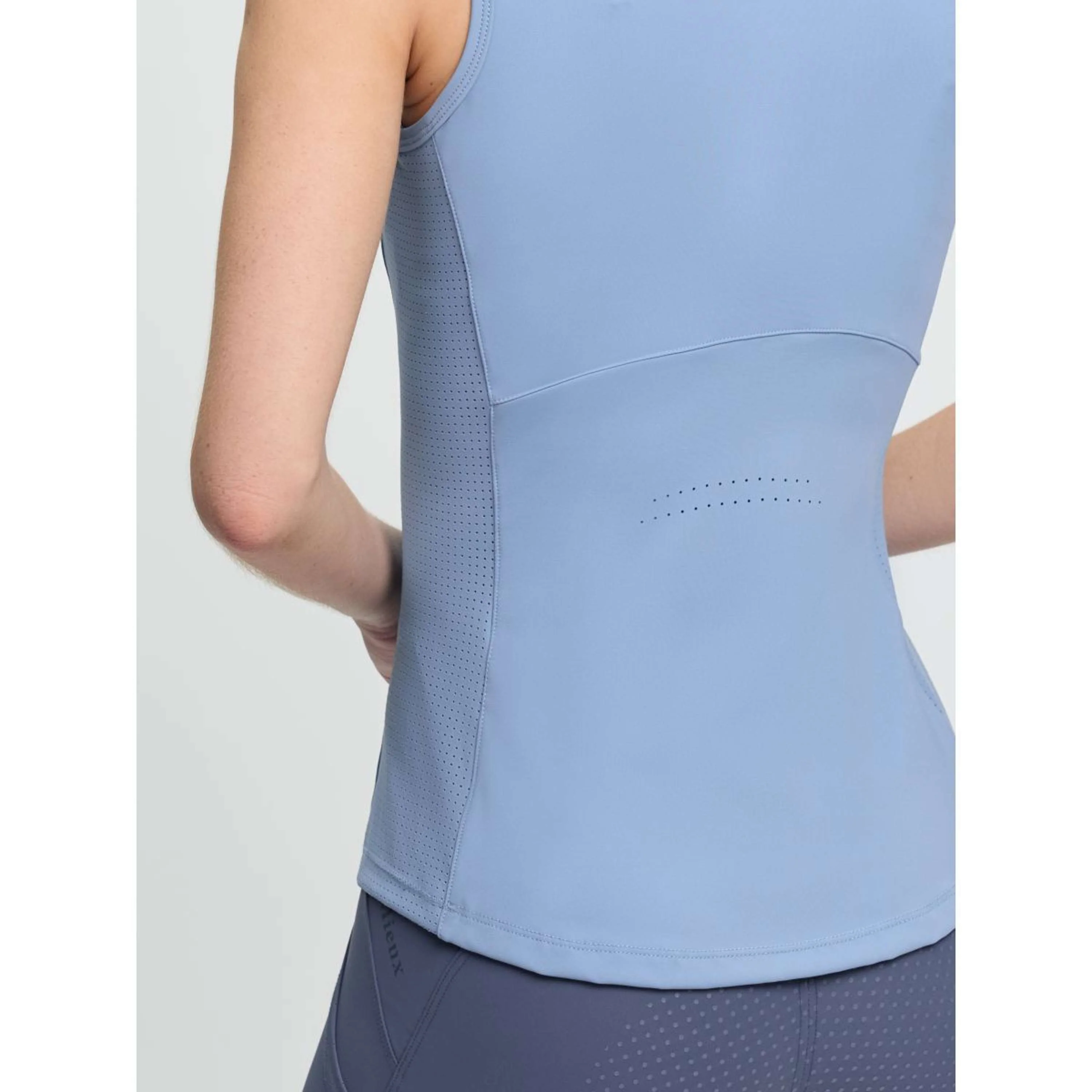 LeMieux Strato di base Airflow Senza Maniche Powder Blue - Image 8
