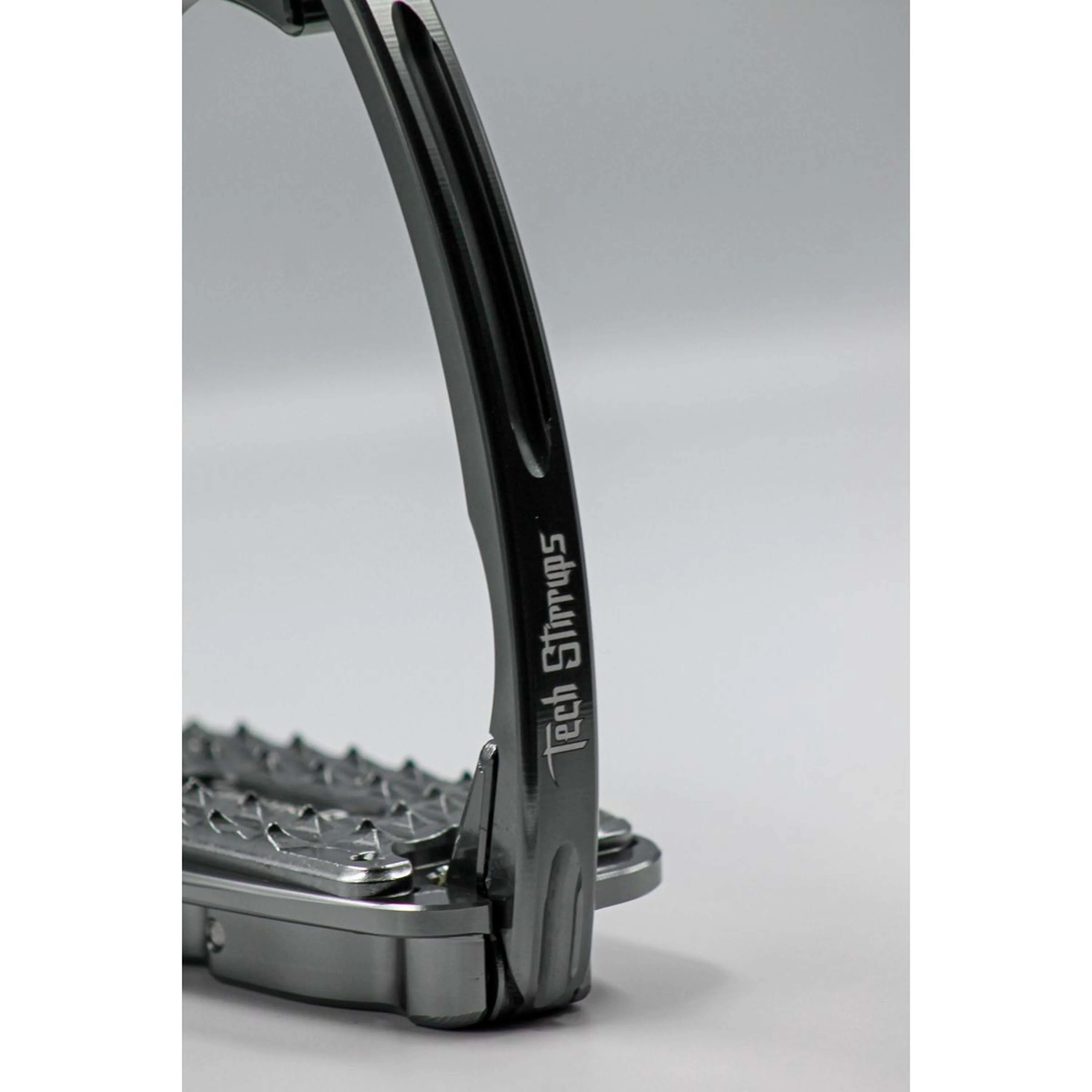 Tech Stirrups Staffe Venice Sloped EVO Titanio - Image 3